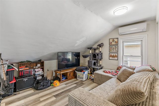 48 Calais Street, Providence, RI 02908