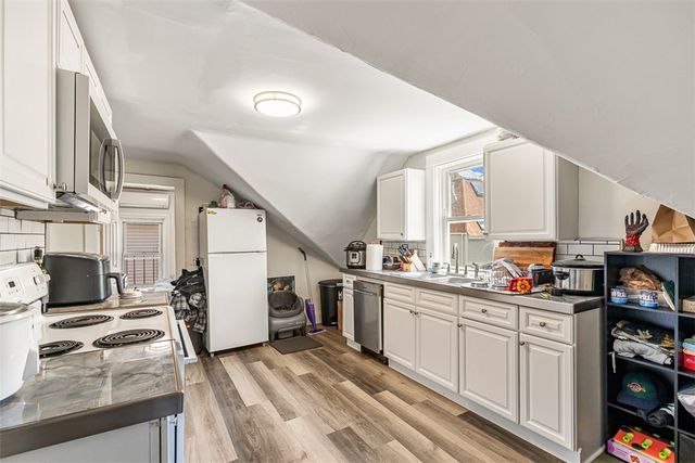 48 Calais Street, Providence, RI 02908
