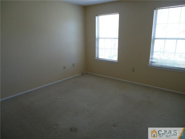5 Pembrook Avenue, North Brunswick, NJ 08902