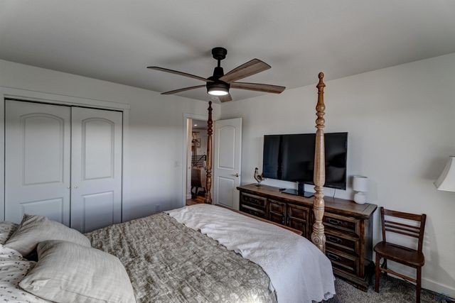 22933 GATEWAY DR, Box Elder, SD 57719