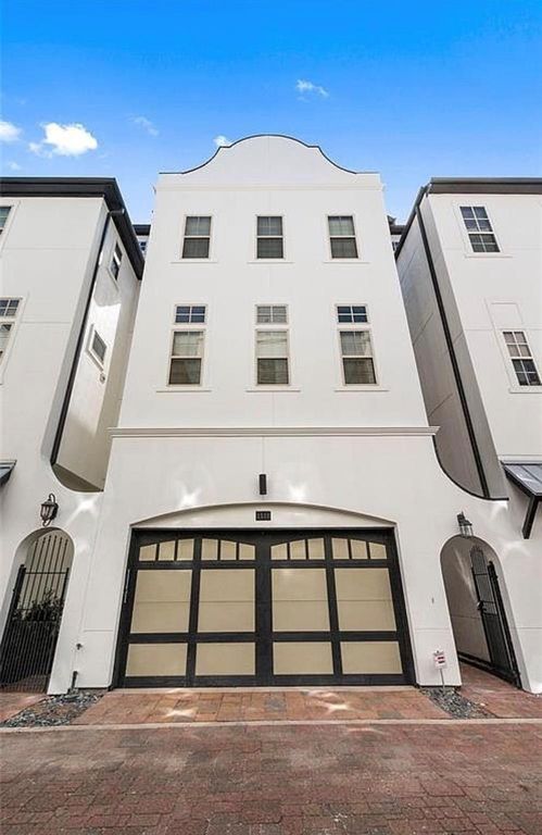 1131 W 21st Street, Houston, TX 77008