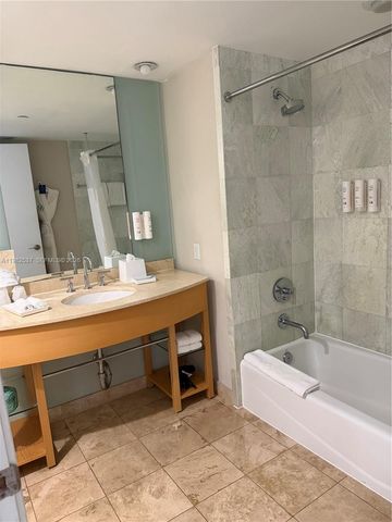 18683 Collins Ave 1504, Sunny Isles Beach, FL 33160