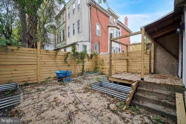 4923 WARRINGTON AVE, Philadelphia, PA 19143