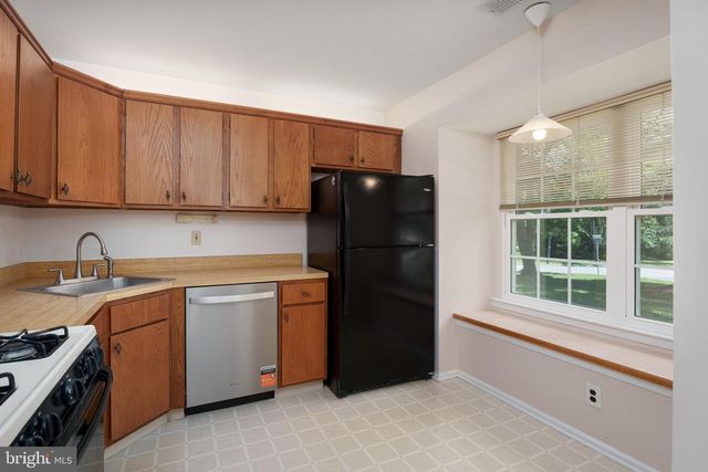11 ABELIA CT, Lawrence Township, NJ 08648
