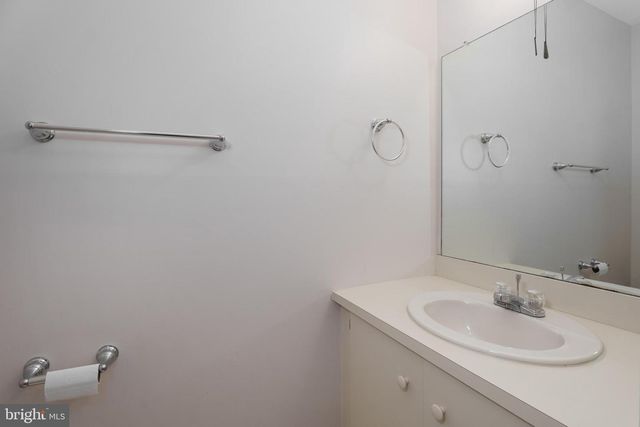 11 ABELIA CT, Lawrence Township, NJ 08648