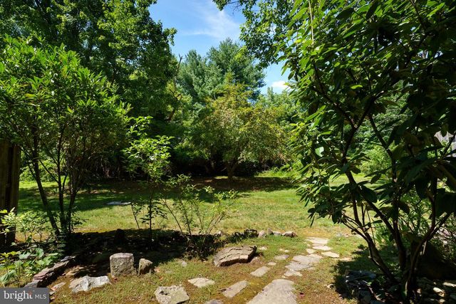 11 ABELIA CT, Lawrence Township, NJ 08648