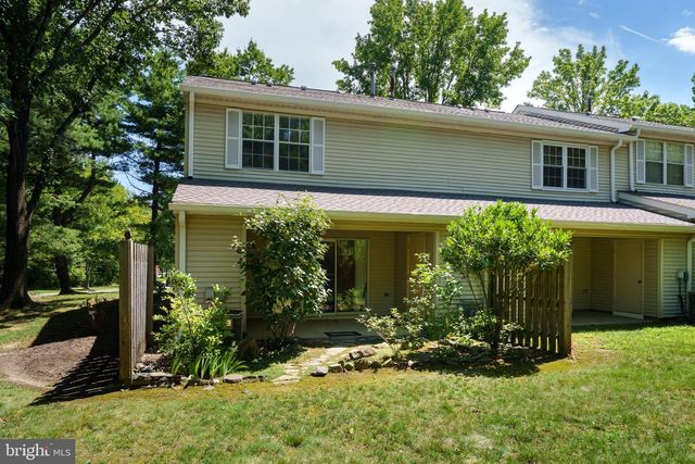 11 ABELIA CT, Lawrence Township, NJ 08648