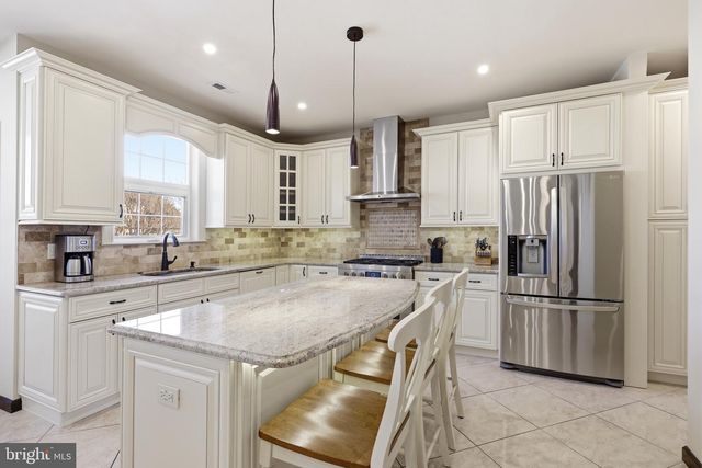 16 FOAL TRL, Sewell, NJ 08080