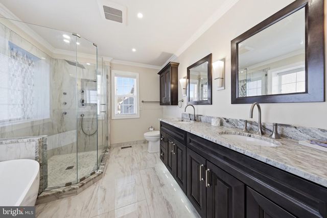 16 FOAL TRL, Sewell, NJ 08080