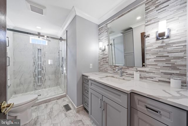 16 FOAL TRL, Sewell, NJ 08080