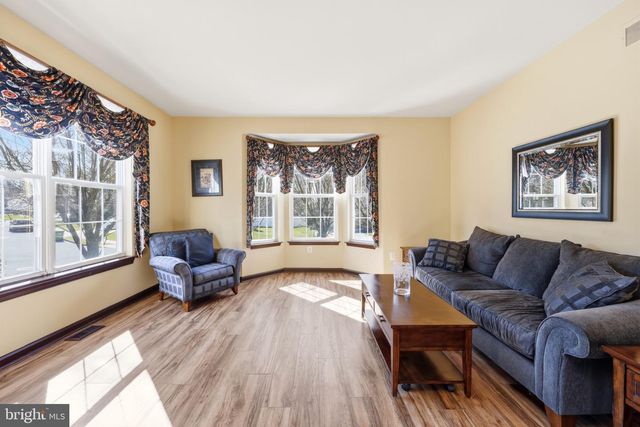 16 FOAL TRL, Sewell, NJ 08080