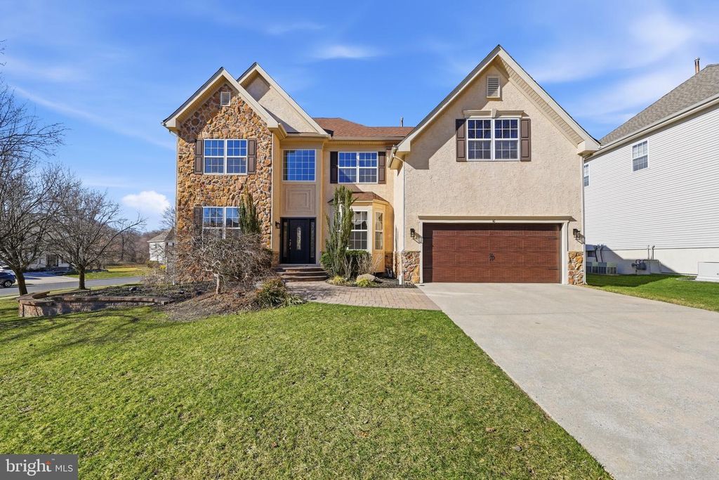 16 FOAL TRL, Sewell, NJ 08080