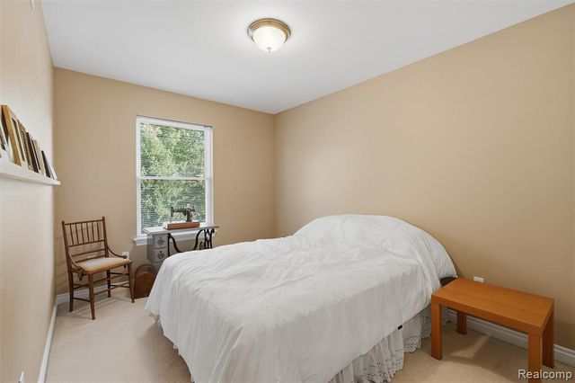 4909 Yax Pointe Drive, Howell, MI 48843