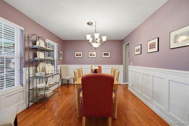 4909 Yax Pointe Drive, Howell, MI 48843