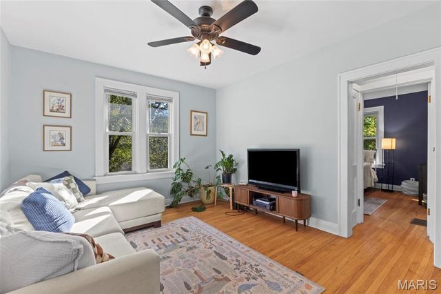 7346 Gayola Place, St Louis, MO 63143