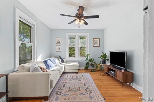 7346 Gayola Place, St Louis, MO 63143