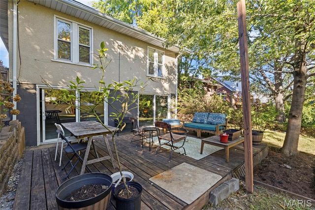 7346 Gayola Place, St Louis, MO 63143