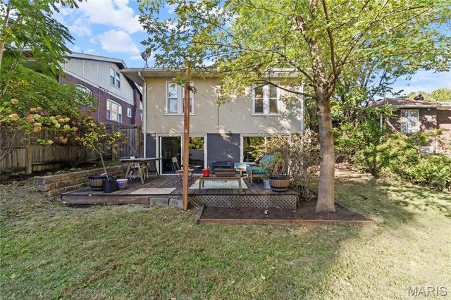 7346 Gayola Place, St Louis, MO 63143