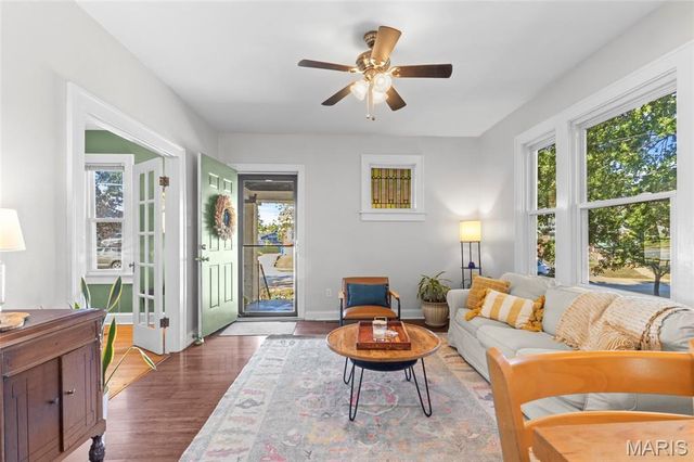 7346 Gayola Place, St Louis, MO 63143