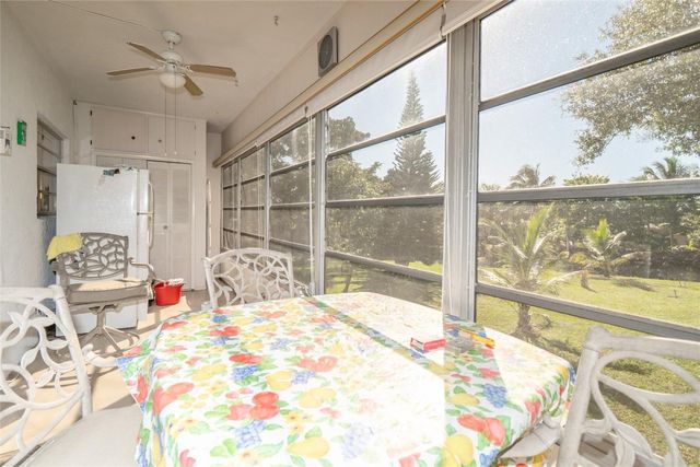 4000 NW 44th Avenue 208, Lauderdale Lakes, FL 33319