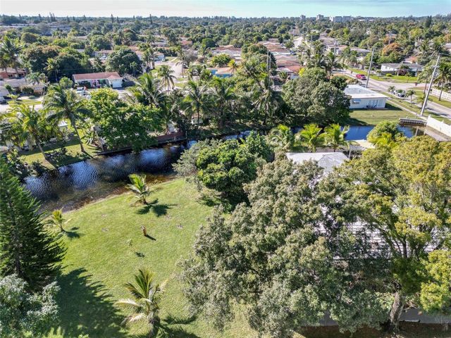 4000 NW 44th Avenue 208, Lauderdale Lakes, FL 33319