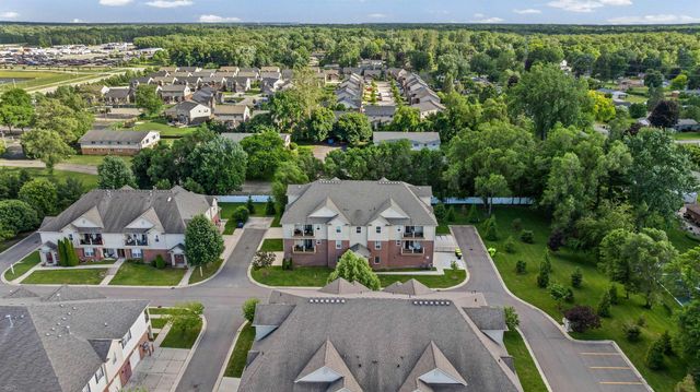 5656 Flagstaff Pines Drive, Shelby Twp, MI 48317