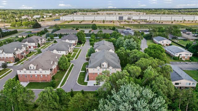 5656 Flagstaff Pines Drive, Shelby Twp, MI 48317