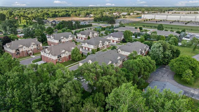 5656 Flagstaff Pines Drive, Shelby Twp, MI 48317