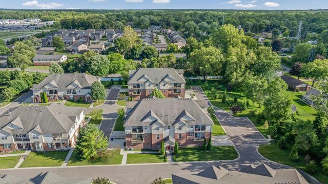 5656 Flagstaff Pines Drive, Shelby Twp, MI 48317