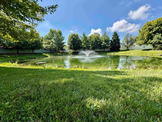 5656 Flagstaff Pines Drive, Shelby Twp, MI 48317