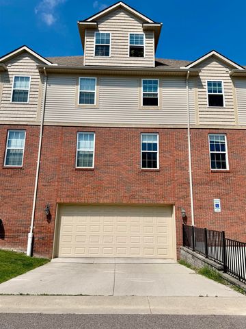 5656 Flagstaff Pines Drive, Shelby Twp, MI 48317