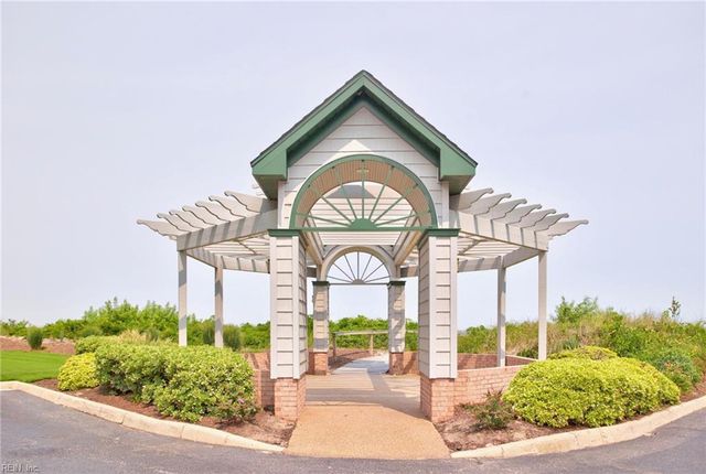 3248 Page Ave Apt 104, Virginia Beach, VA 23451
