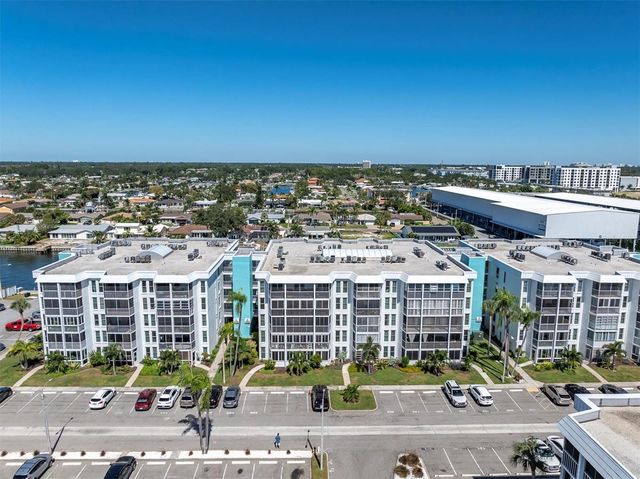 4902 38TH WAY S 109, St Petersburg, FL 33711