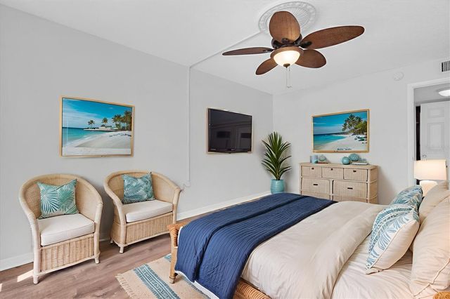 4902 38TH WAY S 109, St Petersburg, FL 33711