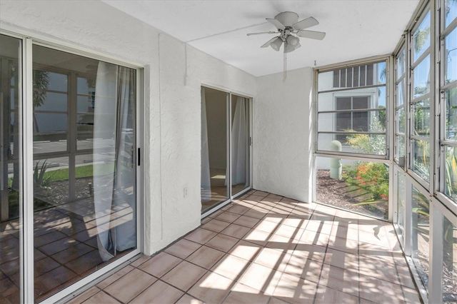 4902 38TH WAY S 109, St Petersburg, FL 33711