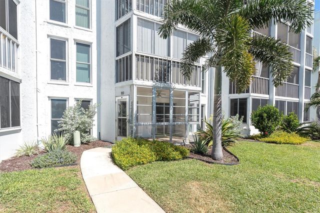 4902 38TH WAY S 109, St Petersburg, FL 33711