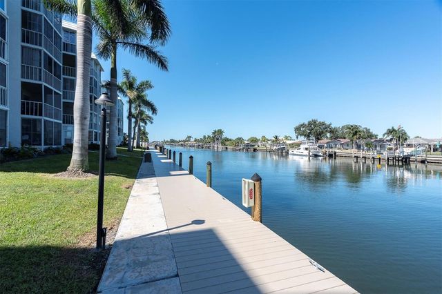 4902 38TH WAY S 109, St Petersburg, FL 33711