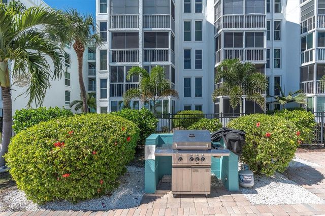 4902 38TH WAY S 109, St Petersburg, FL 33711