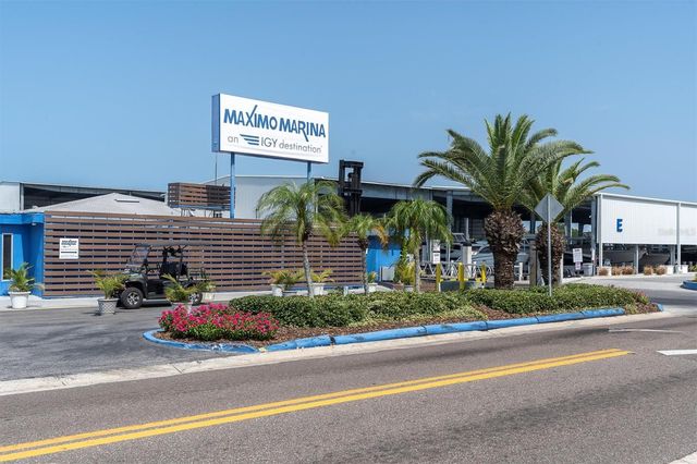 4902 38TH WAY S 109, St Petersburg, FL 33711