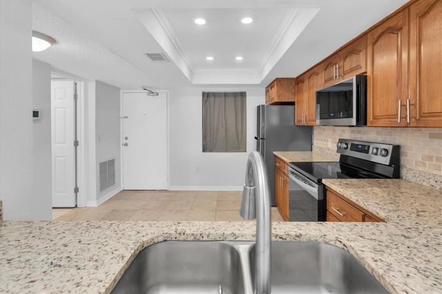 4902 38TH WAY S 109, St Petersburg, FL 33711