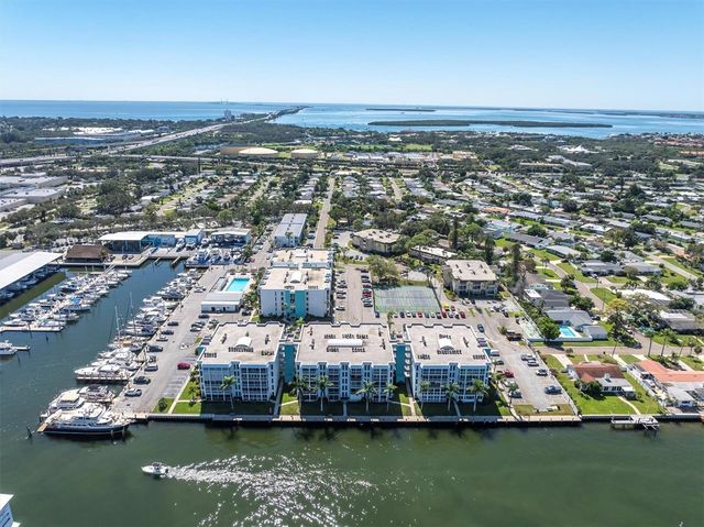 4902 38TH WAY S 109, St Petersburg, FL 33711