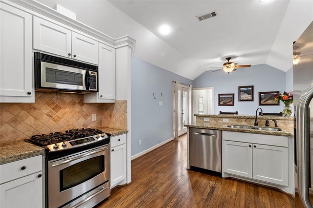 2337 Sheridan Street, Houston, TX 77030