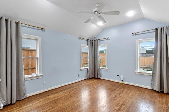2337 Sheridan Street, Houston, TX 77030