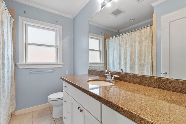 2337 Sheridan Street, Houston, TX 77030