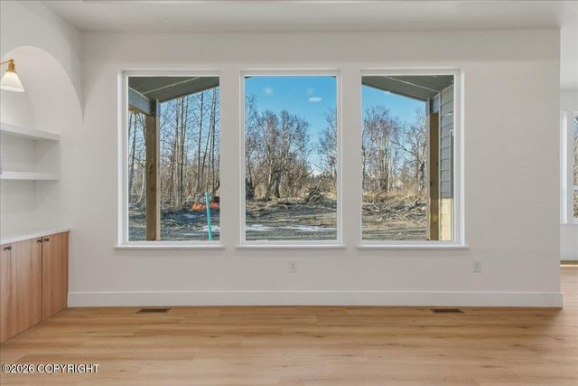 15056 E Alpine Circle, Palmer, AK 99645