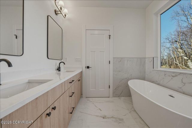 15056 E Alpine Circle, Palmer, AK 99645