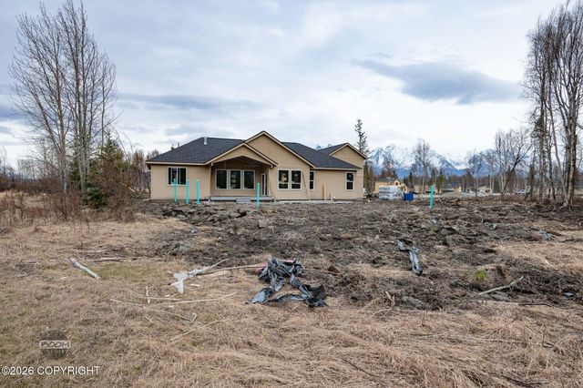 15056 E Alpine Circle, Palmer, AK 99645