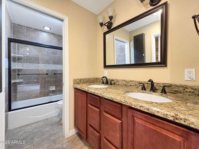 1832 W NORTHVIEW Avenue, Phoenix, AZ 85021