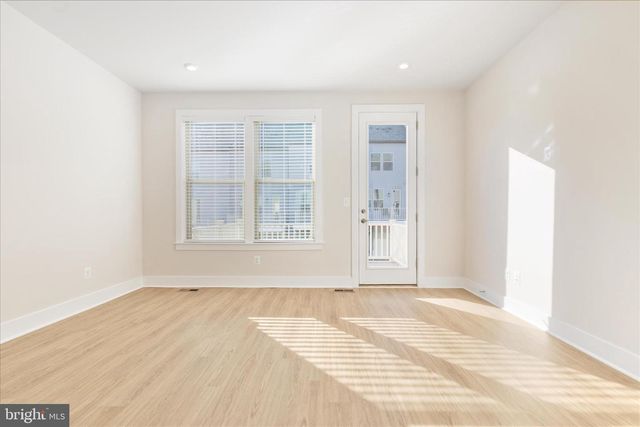 8796 NOETHER ST, Manassas, VA 20109