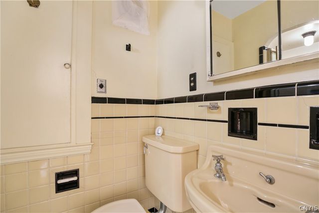 314 De Forest Road, Syracuse, NY 13214